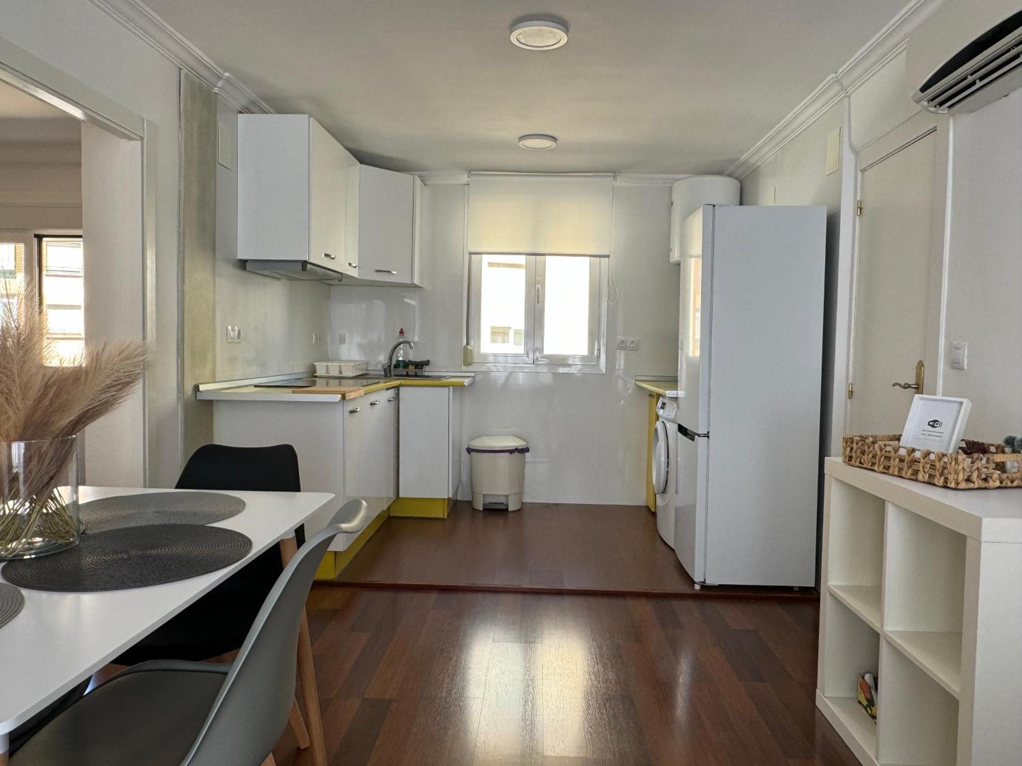 Apartamento Alarcon En Zona Av Espana - Hospital Albacete Kültér fotó